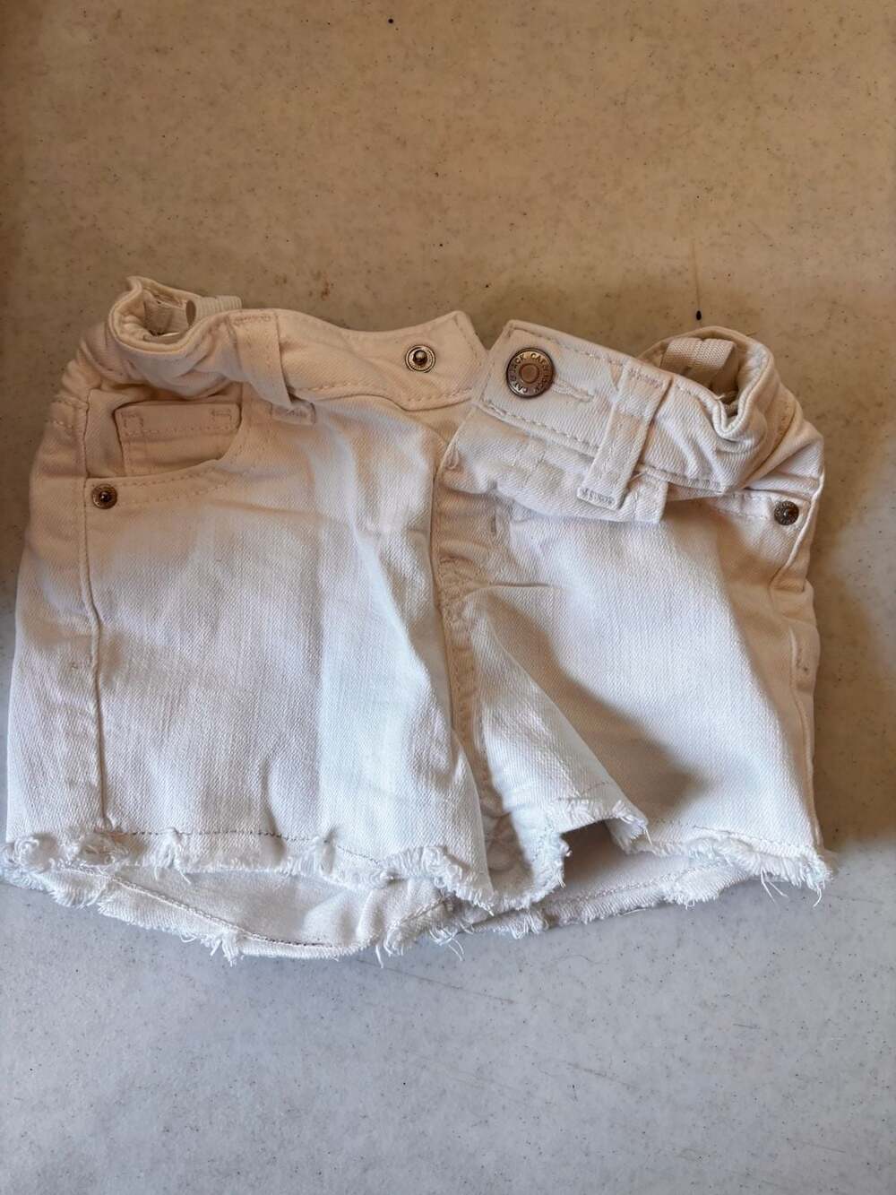 Cat & Jack White Denim Raw Hem Shorts Size 3T
